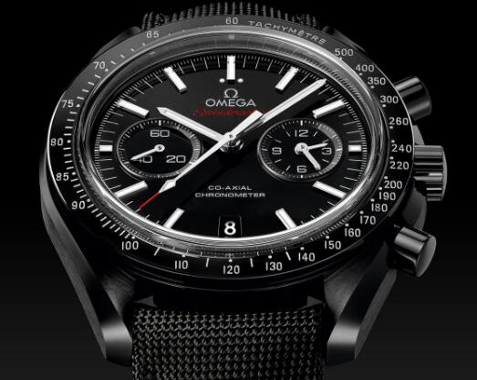 This watch is the first model of Omega that is fully made by the black ceramic.